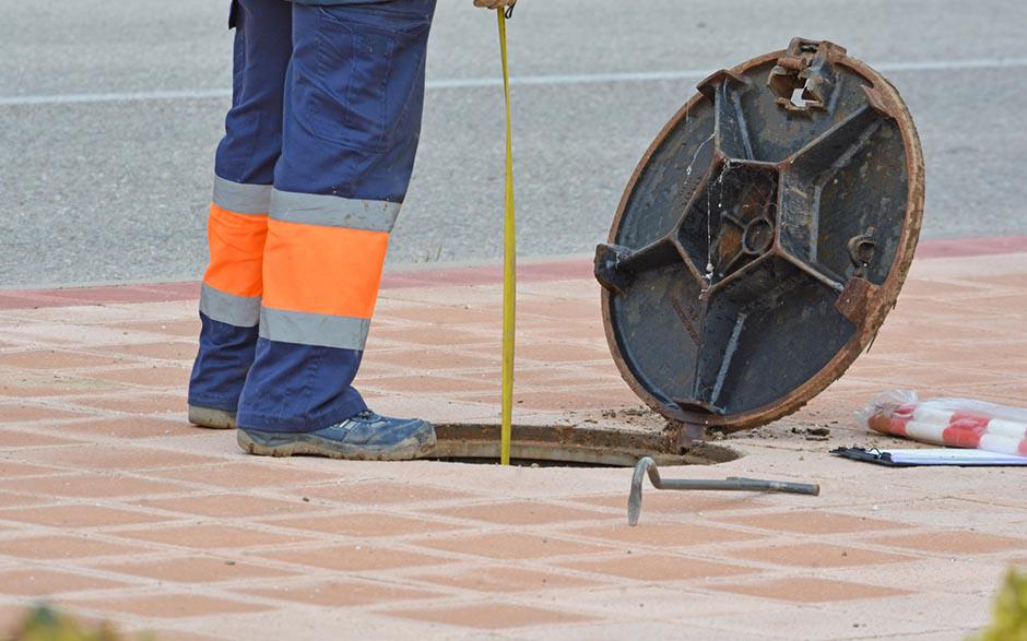 comment déboucher les toilettes Augers-en-Brie